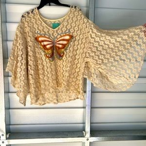 Judith March Size Medium shirt